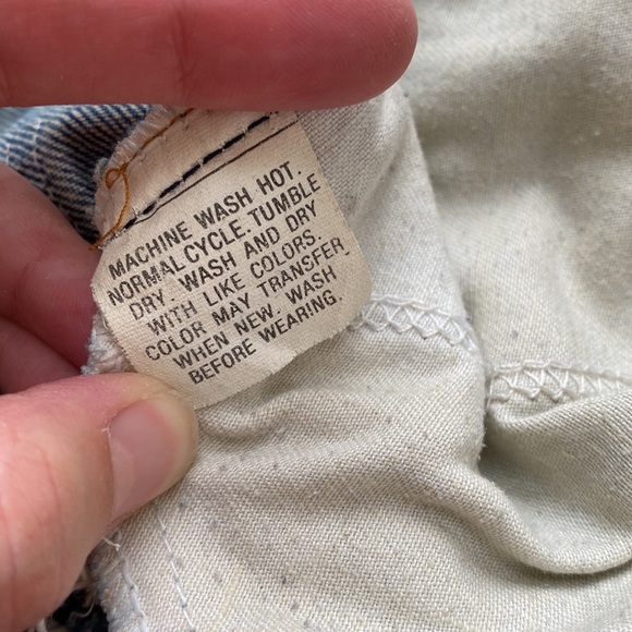 Like new Karen Zambos Vintage Couture Recycled Levi’s & Linea Pelle leather belt - Picture 11 of 16